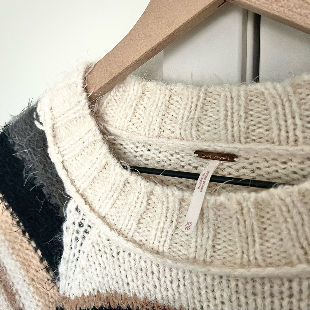 LIKE NEW • Free People Snowbird Sweater in Caramel • - Picture 8 of 9